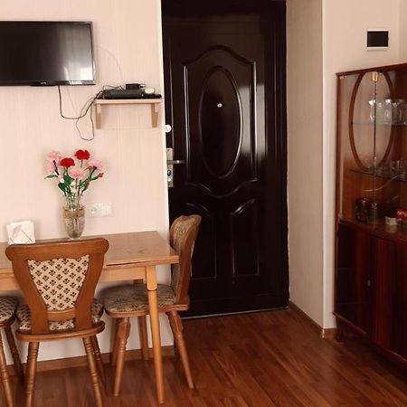 Tamara'S Apartament In Avlabari 第比利斯 外观 照片