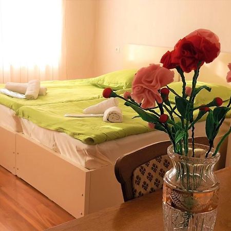 Tamara'S Apartament In Avlabari 第比利斯 外观 照片