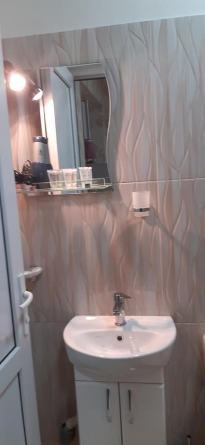 Tamara'S Apartament In Avlabari 第比利斯 外观 照片