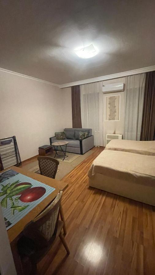 Tamara'S Apartament In Avlabari 第比利斯 外观 照片